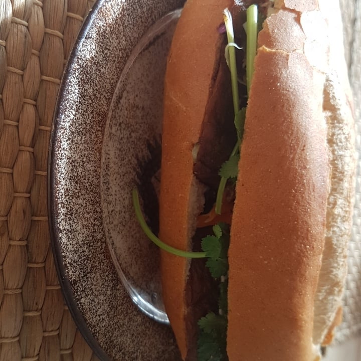 review photo of Madame Saigon Vietnamese Restaurant Vegan duck shared by @celinabina0405 on 03 May 2020 - review