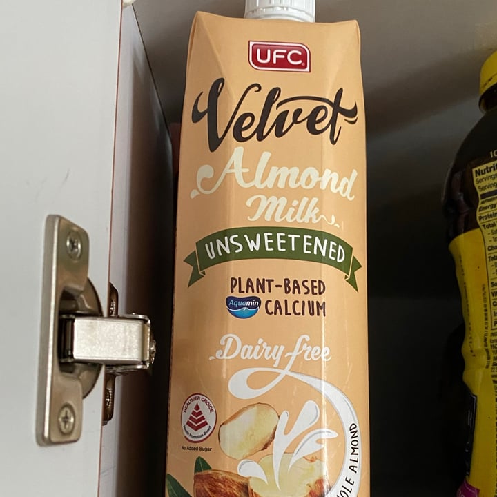 photo of UFC Almond Milk Unsweetened shared by @peasfulpea on  13 Dec 2020 - review
