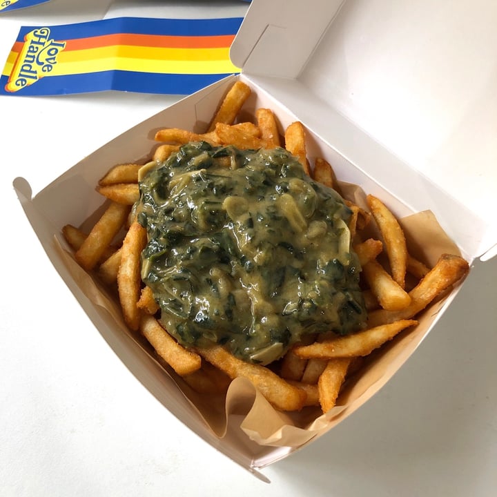 review photo of Love Handle Cream Spinach-loaded Fries shared by @katherinegloria on 11 Jul 2020 - review