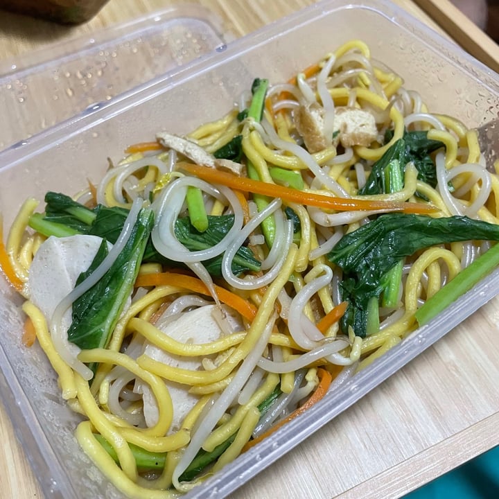 photo of Zi Zai Vegetarian Hokkien Noodles shared by @kimjongquiche on  17 Aug 2021 - review