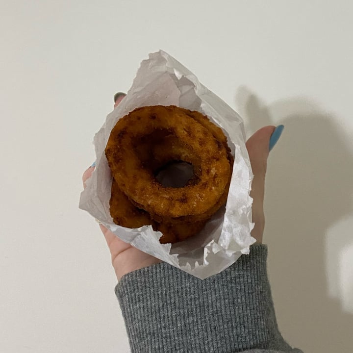 photo of Novos Veganos - Unidade Zona Norte Onion Rings shared by @cavallxro on  07 Aug 2022 - review