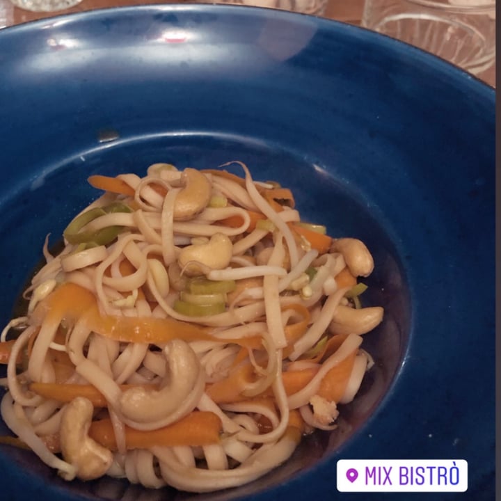 photo of Mix Bistrò Pad Thai shared by @clau on  16 Mar 2022 - review