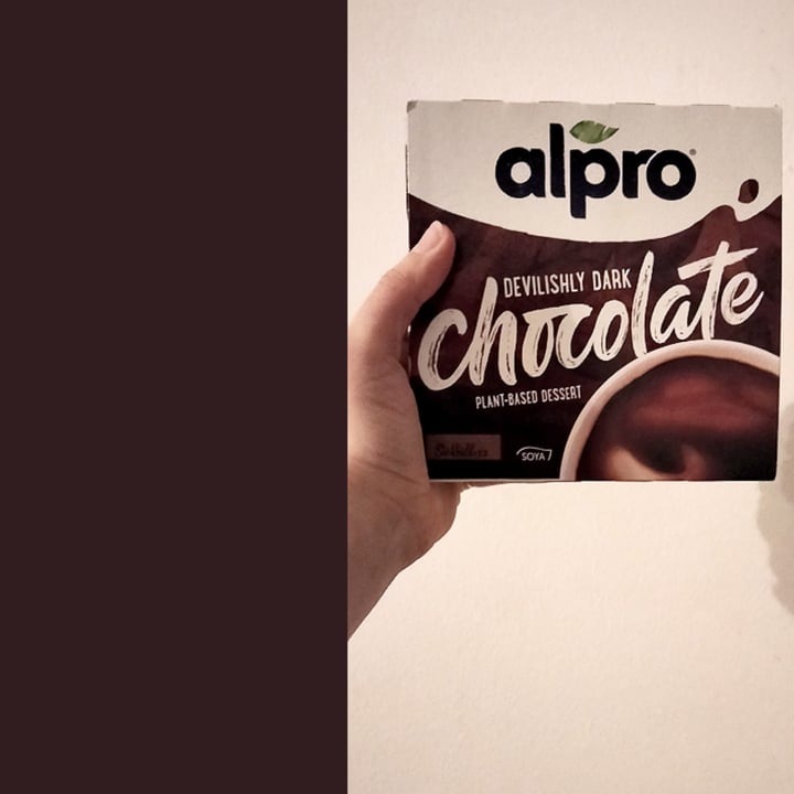 photo of Alpro Devilish Dark Chocolate Dessert shared by @naturalmentearia on  28 Mar 2022 - review