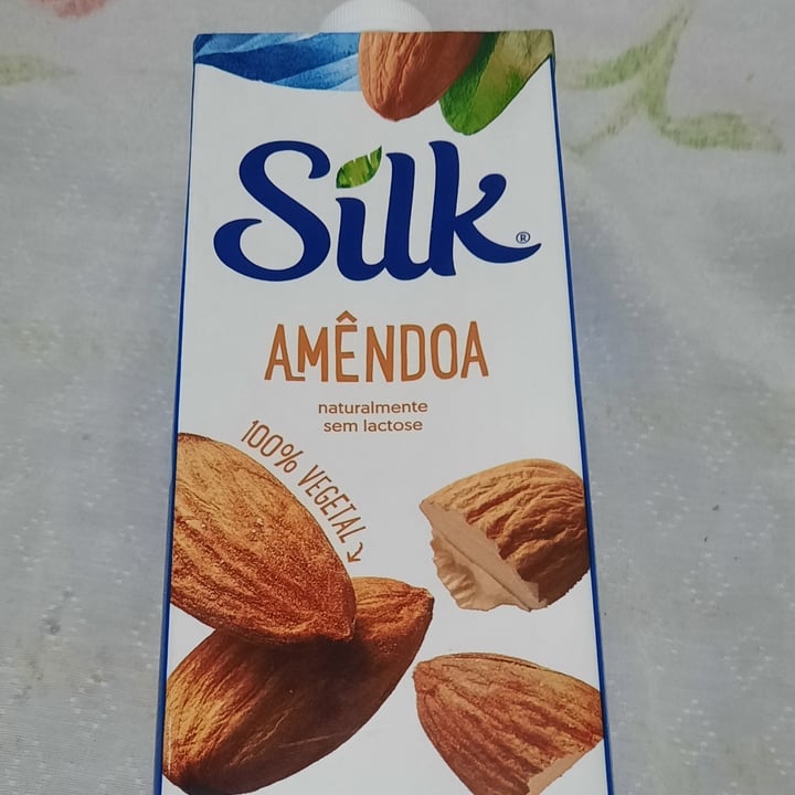 photo of Silk Alimento com amêndoa shared by @ricardoguerra15 on  18 Apr 2022 - review
