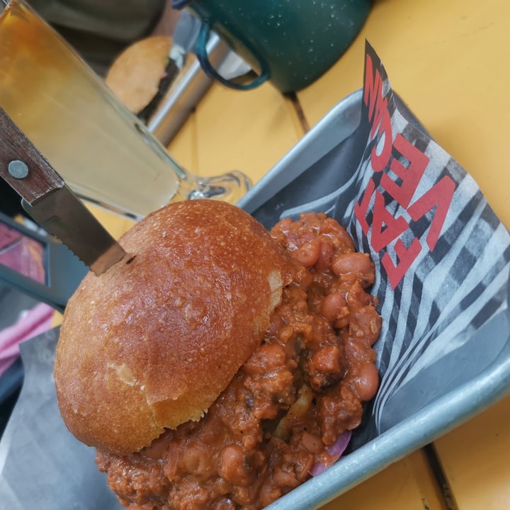 review photo of Fat Vegan Fat Chili Cheese shared by @angyzam on 01 May 2022 - review