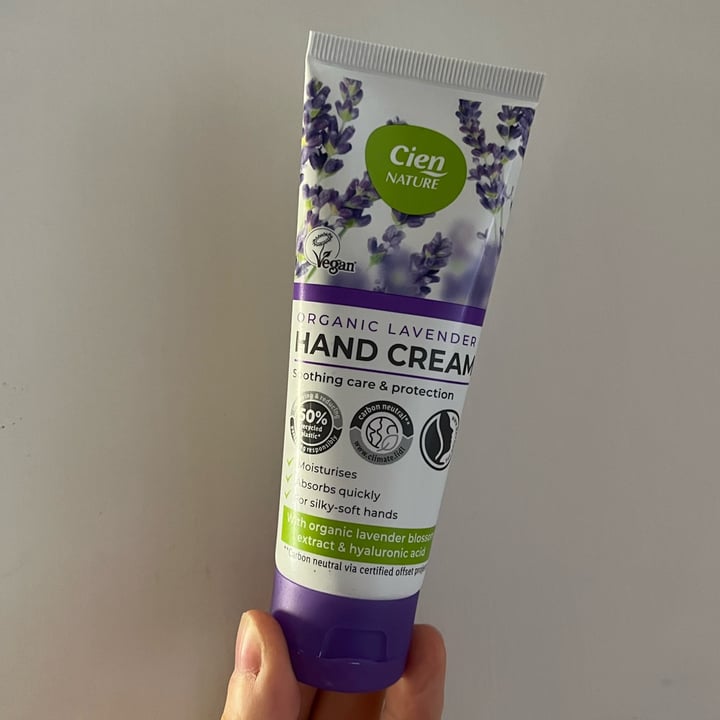 photo of Cien nature organic lavender hand cream shared by @charlotteauxfraises on  31 Aug 2022 - review