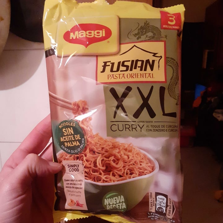 photo of Maggi Fusian Pasta Oriental Curry XXL shared by @lamanu on  11 Jan 2022 - review