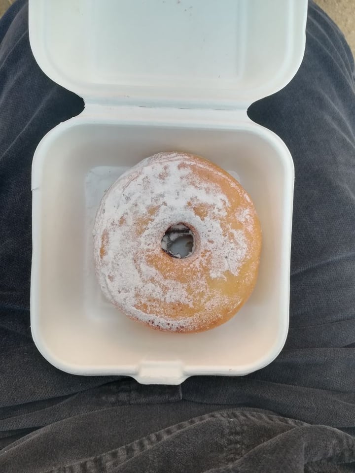 review photo of Chök The Chocolate Kitchen Donut Relleno de Chocolate shared by @brujakaraba on 06 Dec 2019 - review