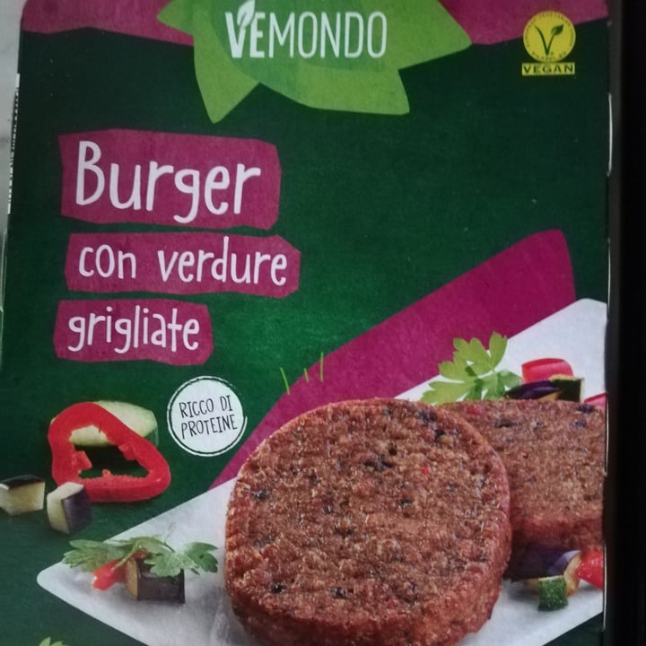 review photo of Vemondo burger con verdure grigliate shared by @chiaragnese on 19 Oct 2022 - review