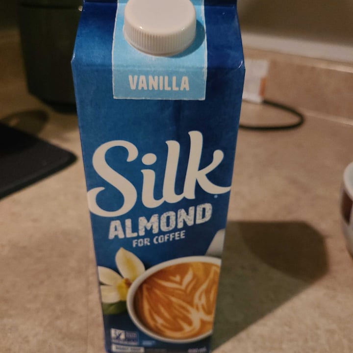 photo of Silk Almond Creamer shared by @misscats on  01 Dec 2021 - review