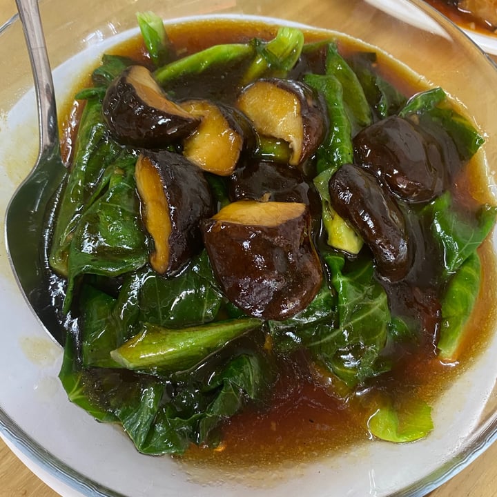 photo of Yuan Xiang Vegetarian Stir Fried Baby Kai Lan shared by @hannahjtan on  25 Oct 2020 - review