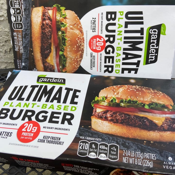 photo of Gardein Ultimate Plant-Based Burger shared by @vfct on  20 Aug 2021 - review