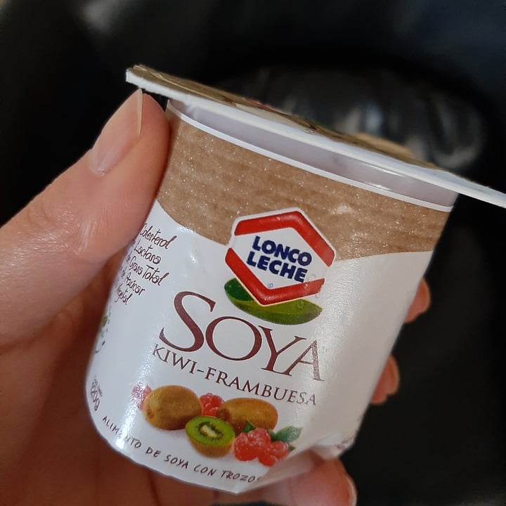 photo of Lonco Leche Soya Kiwi Frambuesa Yogurt shared by @carortiz on  29 Aug 2020 - review