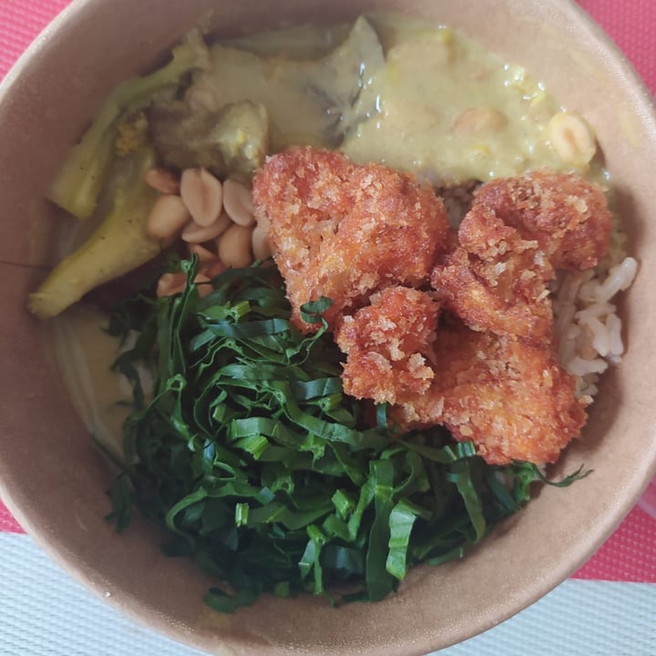 photo of El Verdugo Bowl con Curry de vegetales shared by @mmantimanti on  04 Aug 2020 - review