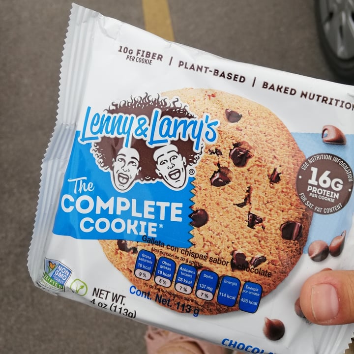 photo of Lenny & Larry’s The Complete Cookie Chocolate Chip shared by @clauu14 on  08 Oct 2020 - review