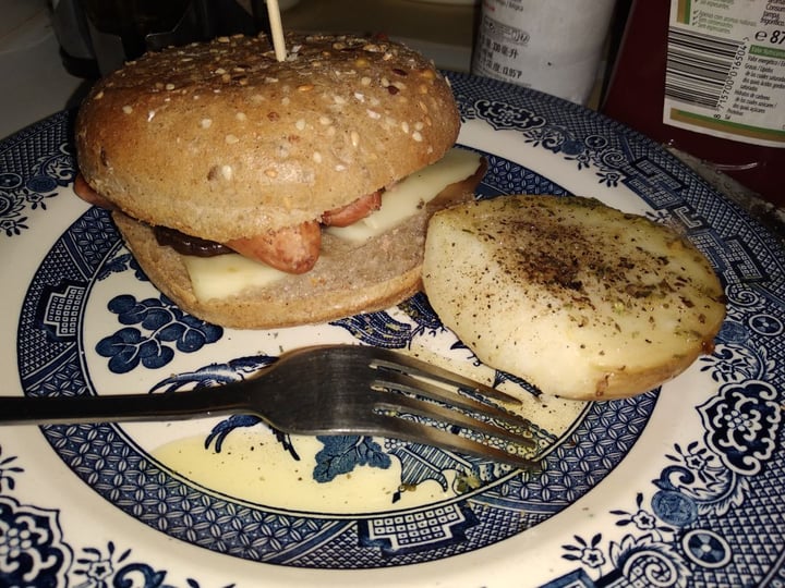 review photo of El Secret Burguer de no-salchichas shared by @cristinamorales on 06 Jul 2019 - review
