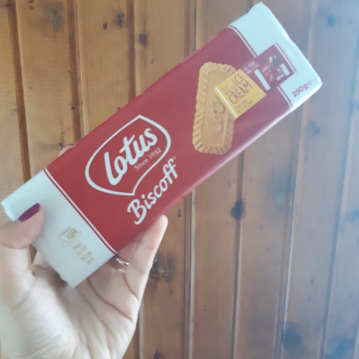 photo of Lotus Biscoff Lotus Biscoff Original Cookies shared by @fralucy on  27 Jul 2022 - review