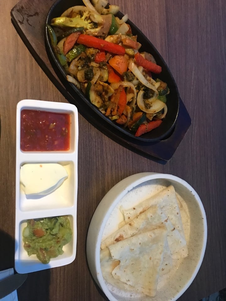 review photo of Patro's Sports Bar & Restaurant Fajitas with Vegetables shared by @charliem on 31 Mar 2020 - review