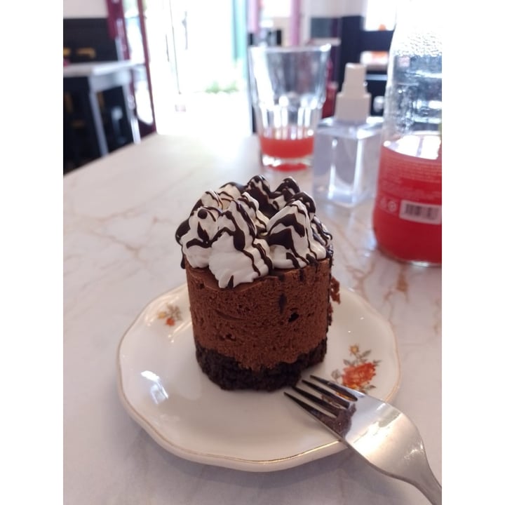 photo of El Palacio Vegano Mini torta mousse shared by @mailenn on  11 Oct 2021 - review