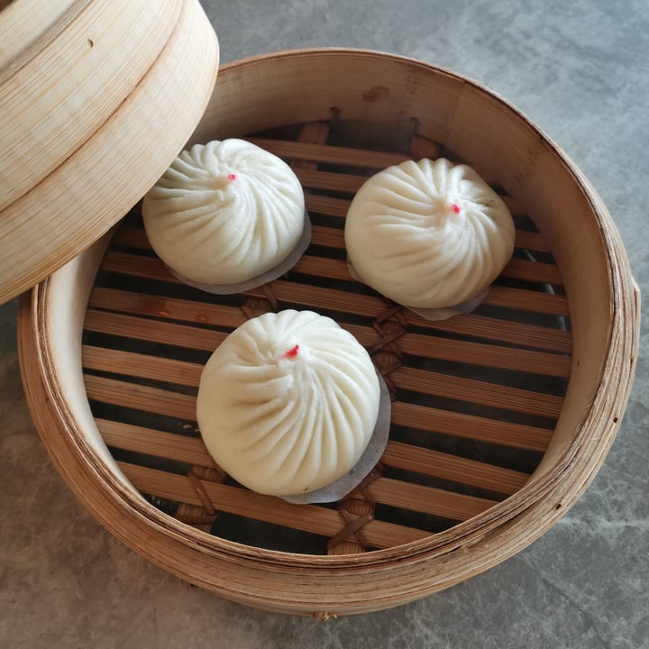review photo of Din Tai Fung Steamed Vegetable Buns shared by @angelajelita on 06 Nov 2021 - review