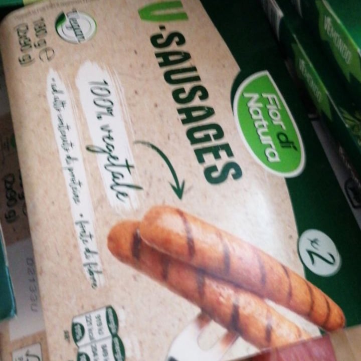 photo of Fior di Natura V-Sausages shared by @giadamezzanotte on  15 Jun 2022 - review