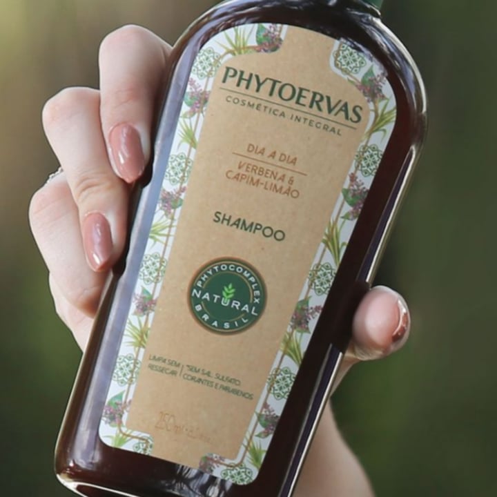 photo of Shampoo phytoervas Sampoo Capim Limão E Verbena shared by @nathache on  13 May 2022 - review