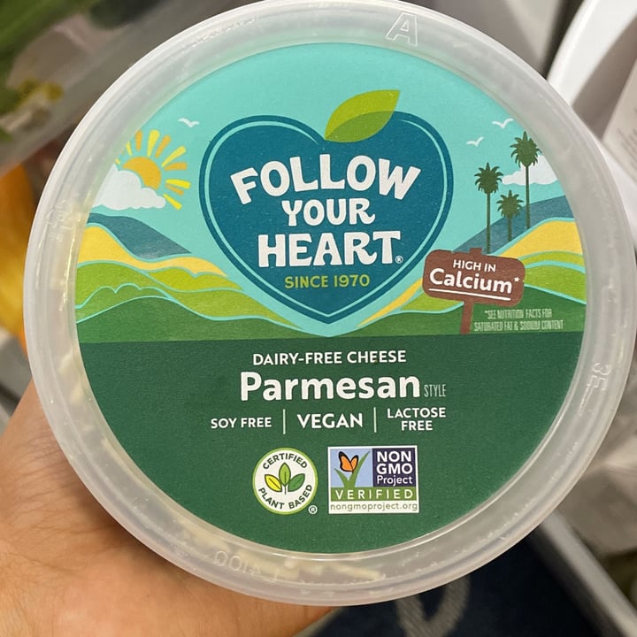 photo of Follow Your Heart Dairy-Free Parmesan Shredded shared by @earthbug on  22 May 2022 - review