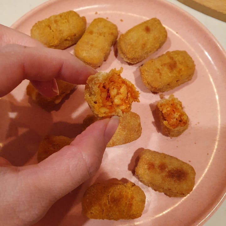 photo of MorningStar Farms Veggitizers Veggie Pepperoni Pizza Bites shared by @anistavrou on  17 Dec 2020 - review