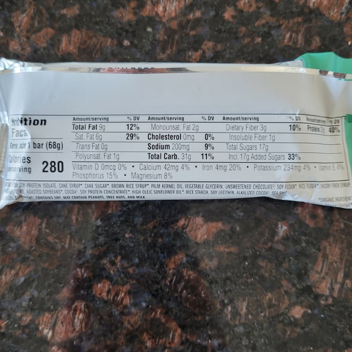 photo of Clif Bar Builders Chocolate Mint Protein Bar shared by @yourfriendjen on  08 Nov 2022 - review