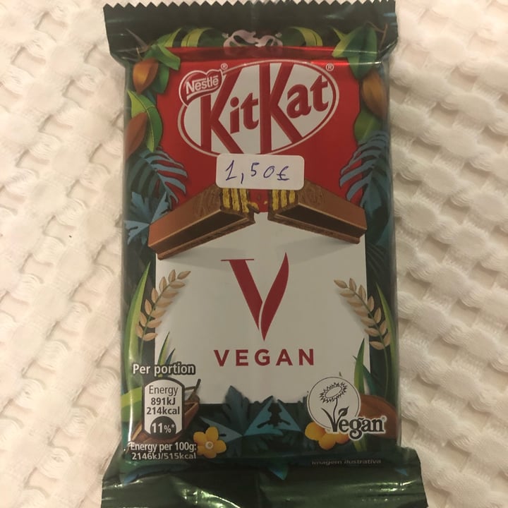 review photo of Nestlé Kitkat Vegan shared by @canelitolluna on 04 Jun 2022 - review