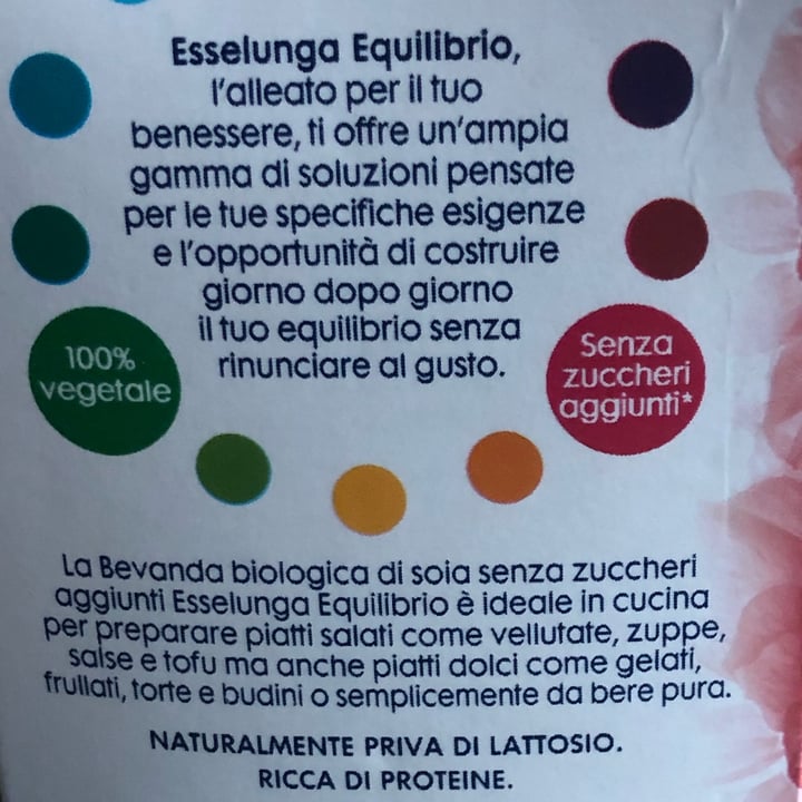 photo of Esselunga Bevanda vegetale soia senza zuccheri aggiunti shared by @silos on  10 Mar 2022 - review