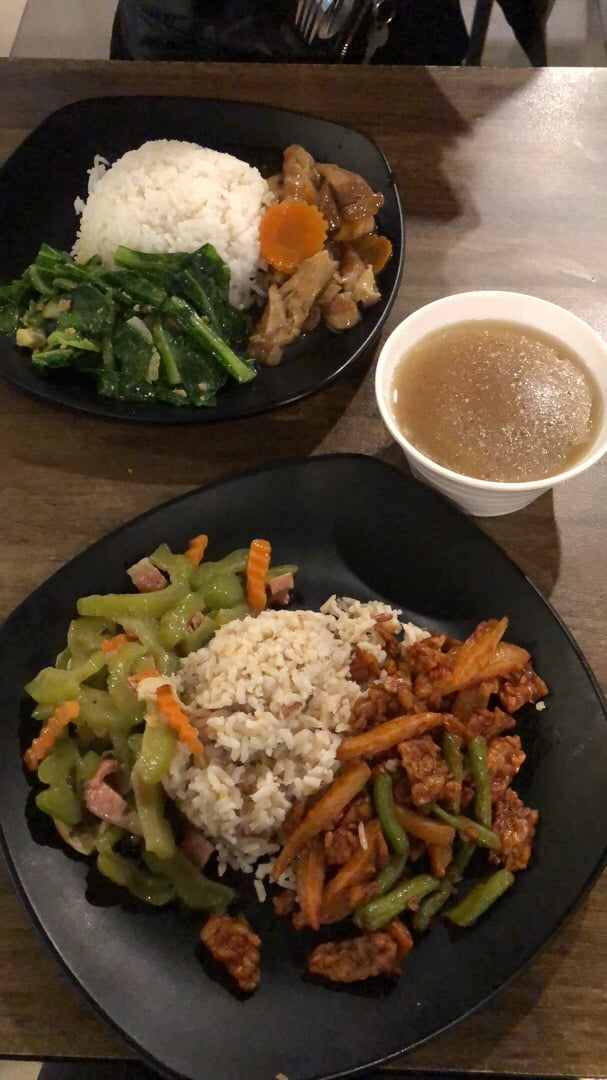 review photo of Vegetarian Stall (Food Junction @ Mid Valley Megamall) Mixed rice with soup shared by @joanchong on 25 Sep 2019 - review