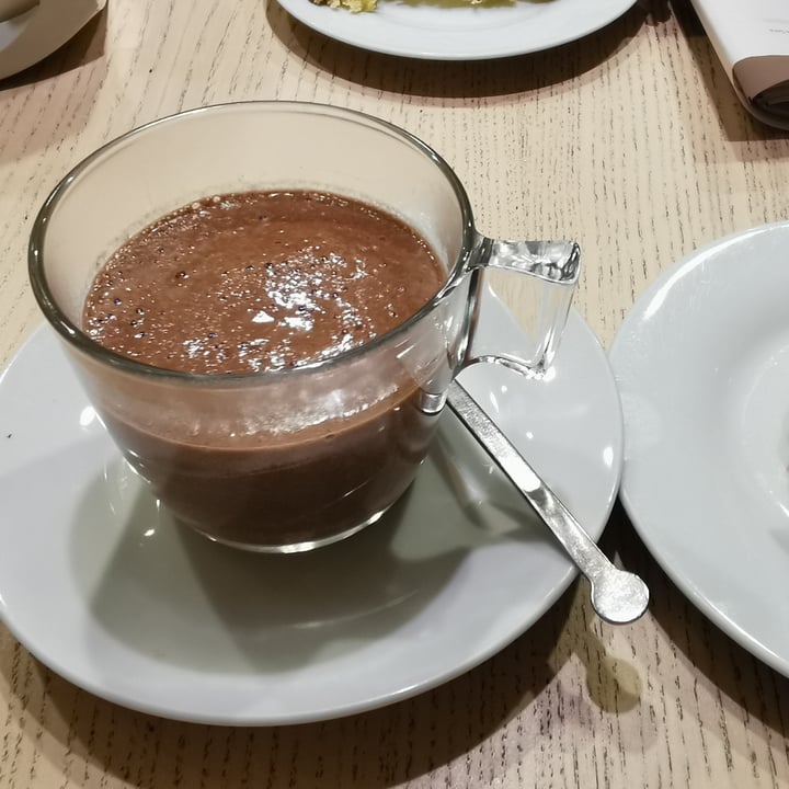 photo of I Gelati di Gaia cioccolata calda veg shared by @nixandstuffs on  19 Dec 2022 - review