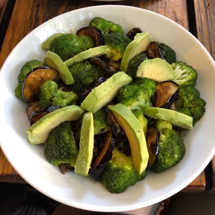 photo of Banana Jam Cafe Aubergine and Broccoli salad shared by @sagittariuskitty on  18 Mar 2020 - review