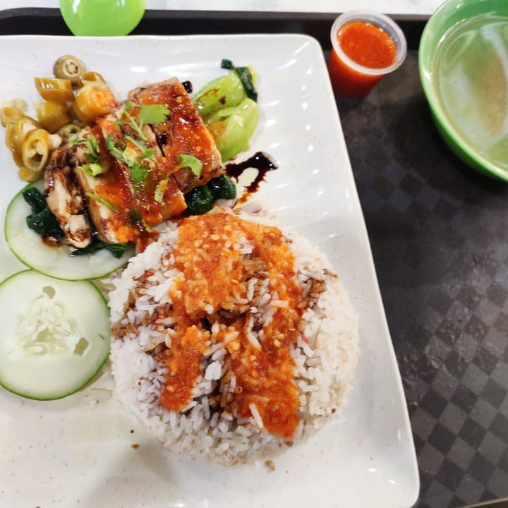 photo of Daily Green 吉祥素 Chicken Rice shared by @sanjay on  12 Dec 2021 - review