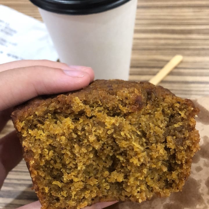photo of Green Eat Unicenter Muffin Vegano De Zanahoria shared by @lectoravegan on  25 Mar 2021 - review