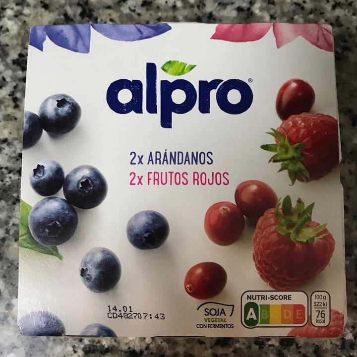 photo of Alpro 2x Arándanos 2x Frutos rojos shared by @carlyk on  05 Mar 2021 - review