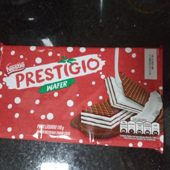photo of Nestlé Prestígio wafer shared by @maryannescraft on  25 Jul 2021 - review