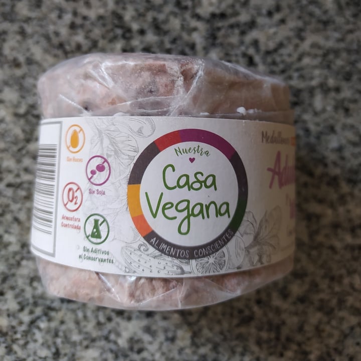 photo of Casa Vegana Medallones de Aduki y Remolacha shared by @romibaranda on  06 Oct 2020 - review