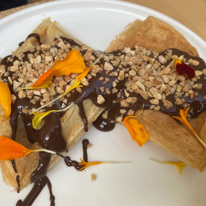 review photo of Lilo Cafè chocolate waffle shared by @beaandveganfood on 27 Oct 2022 - review