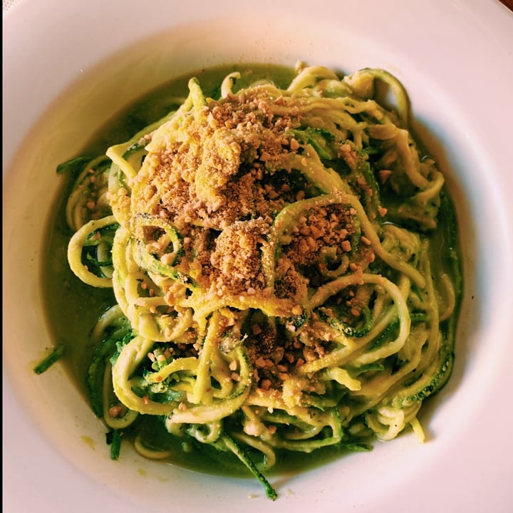 photo of La Hoja Verde Pasta pesto shared by @majonieves on  01 Jun 2022 - review