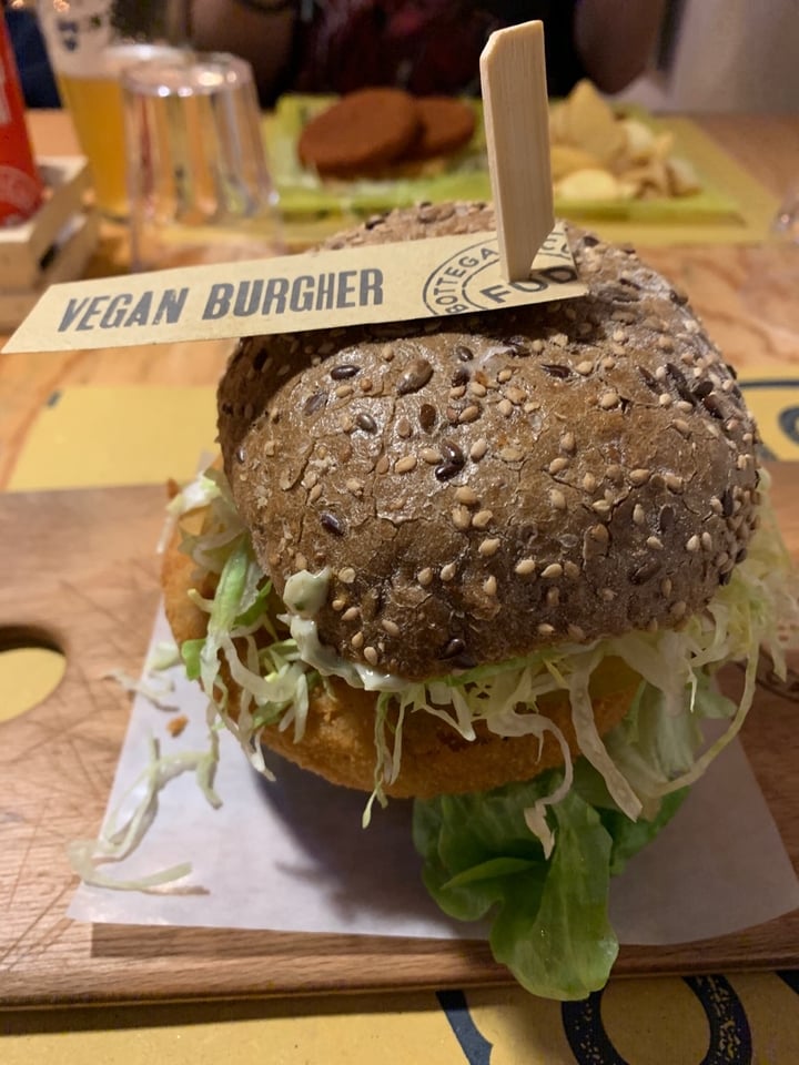 photo of Fud Bottega sicula vegan Burger shared by @mithra on  21 Jan 2020 - review