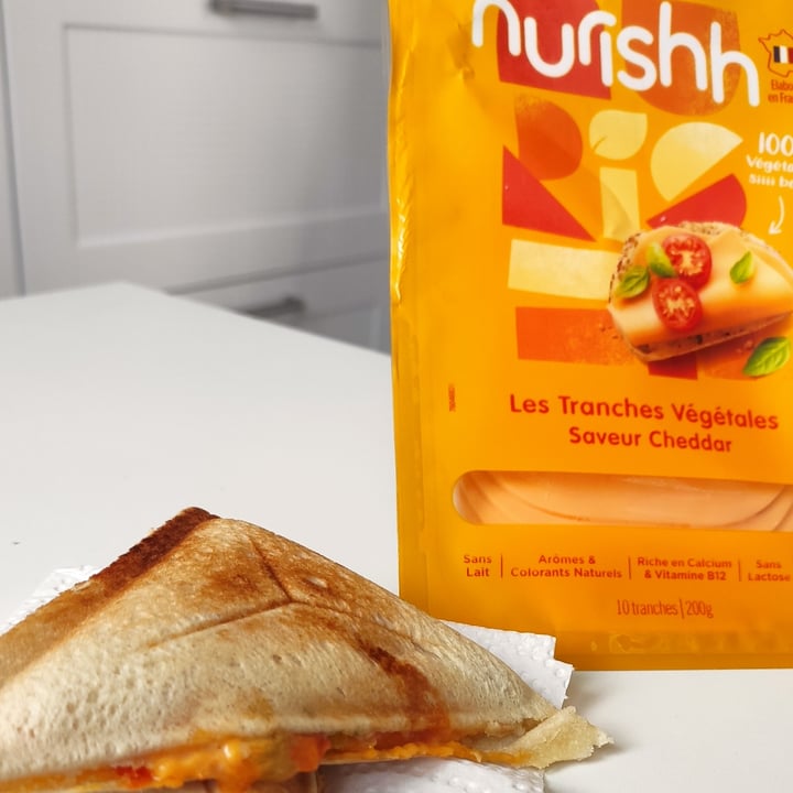 review photo of Nurishh Cheddar Slices shared by @tatigs on 23 Aug 2021 - review