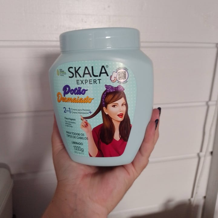 photo of Skala creme de tratamento condicionador 2 em 1 potão desmaiado shared by @anapaulaalves on  27 Apr 2022 - review