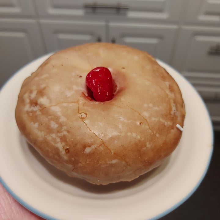 photo of Planted in Hamilton Pineapple Upside Down Donut shared by @leahbelanger on  23 Jun 2021 - review