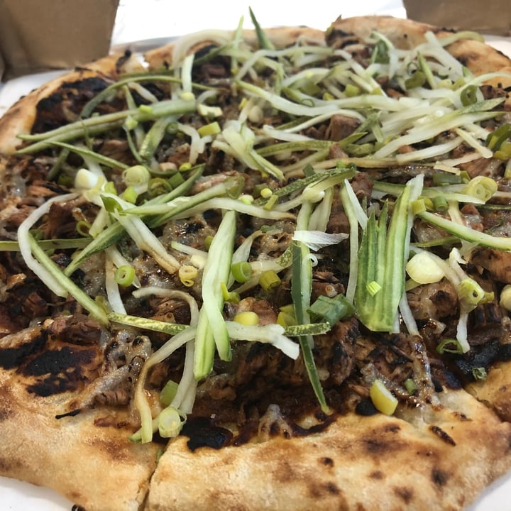 photo of Sunny Slices Peking Jackfruit Pizza shared by @noll-fyra on  30 Oct 2020 - review