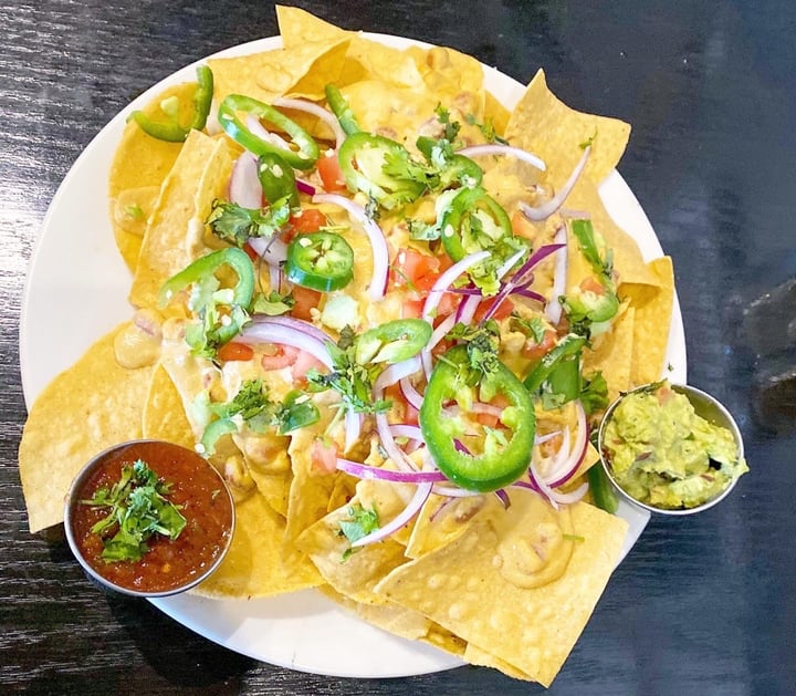 photo of Cascadia Public House Cashew Queso Nachos shared by @strahberry on  19 Dec 2019 - review
