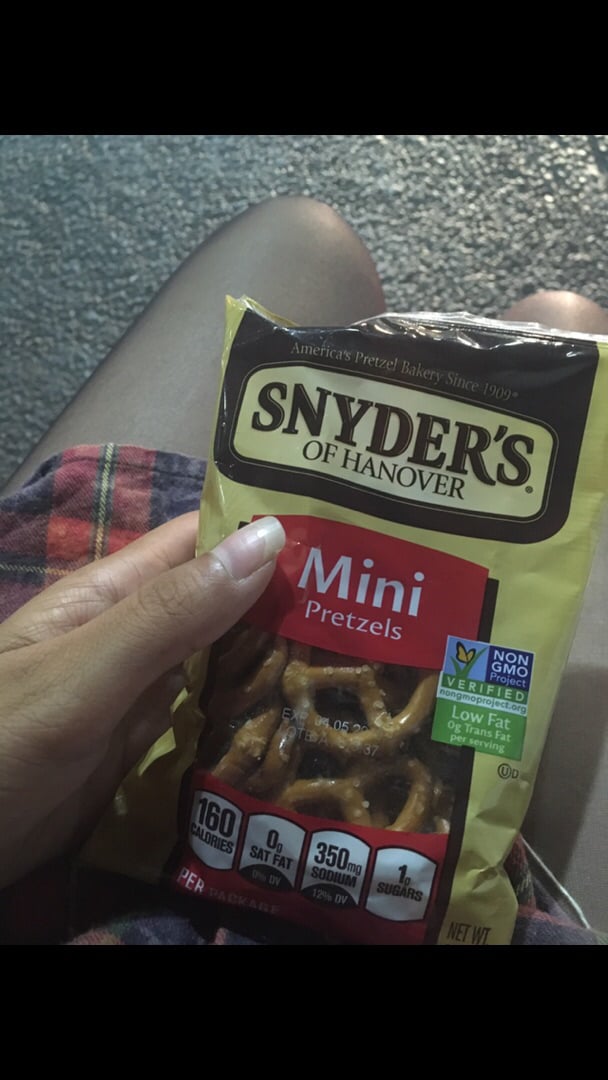 photo of Snyder's of Hanover Mini pretzels shared by @mimz on  29 Jul 2019 - review