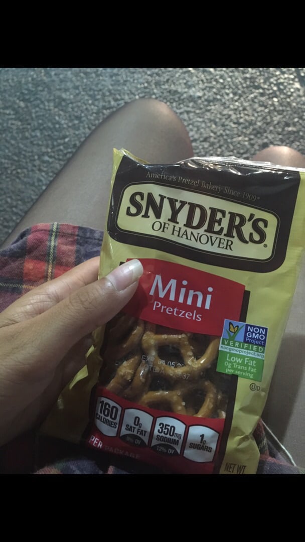 review photo of Snyder's of Hanover Mini pretzels shared by @mimz on 29 Jul 2019 - review