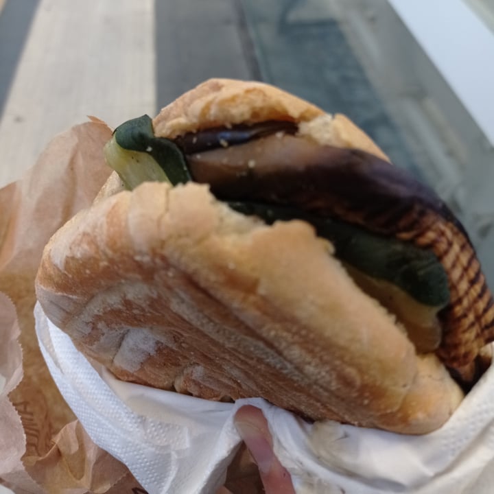 review photo of Moka Cafe Panino Vegano shared by @leiluz on 24 Apr 2022 - review